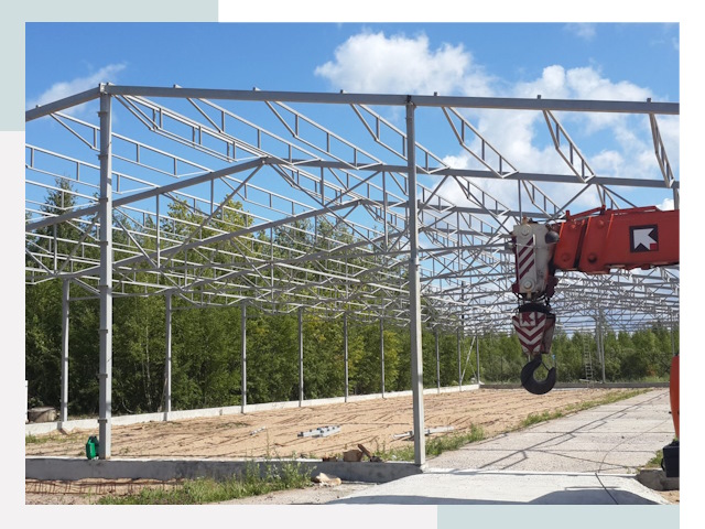 Строительство конюшен в Холмск от 616 руб. под ключ