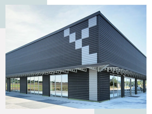 Торговые здания в Холмск от 616 руб. за м2