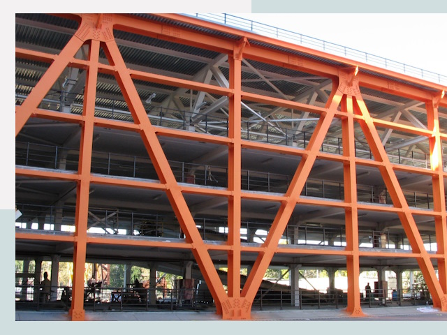 Многоуровневые паркинги в Холмск от 616 руб.