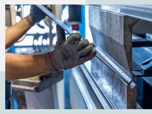 Гибка металла в Холмске